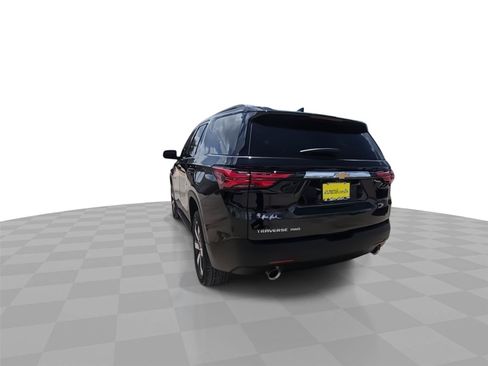 Used 2023 Chevrolet Traverse LT w/ LT Premium Package AWD/4WD image 7