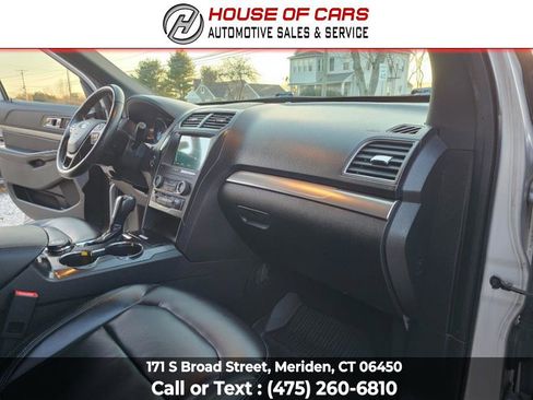 Used 2019 Ford Explorer XLT w/ Equipment Group 202A image 46