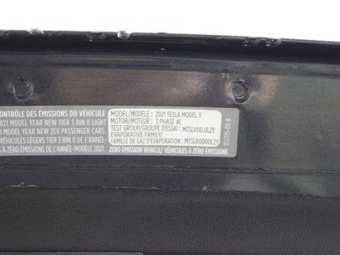 Used 2021 Tesla Model Y Long Range image 29