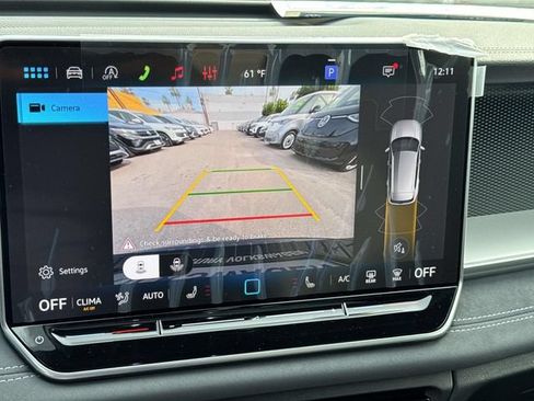 New 2026 Volkswagen Tiguan SE R-Line FWD image 23