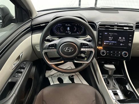 Used 2023 Hyundai Tucson SE FWD image 20