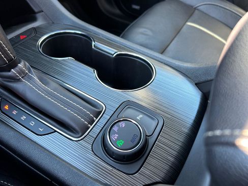 Used 2019 GMC Acadia SLT image 21