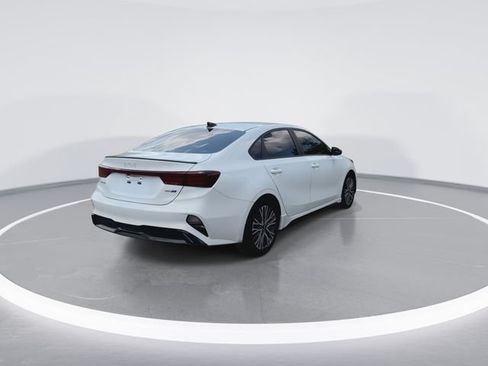 Used 2022 Kia Forte GT-Line FWD image 11