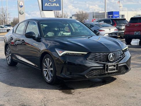 Used 2023 Acura Integra image 3