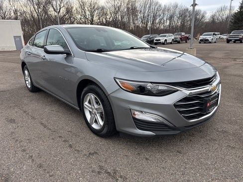 Used 2023 Chevrolet Malibu LS w/ Driver Confidence Package image 3