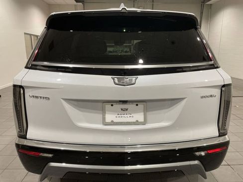New 2026 Cadillac Vistiq Luxury image 4