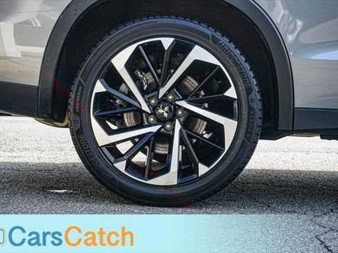 Used 2023 Mitsubishi Outlander SE AWD/4WD image 16
