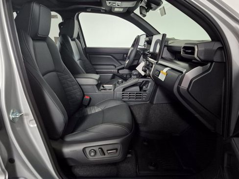 New 2026 Toyota 4Runner Limited AWD/4WD image 34