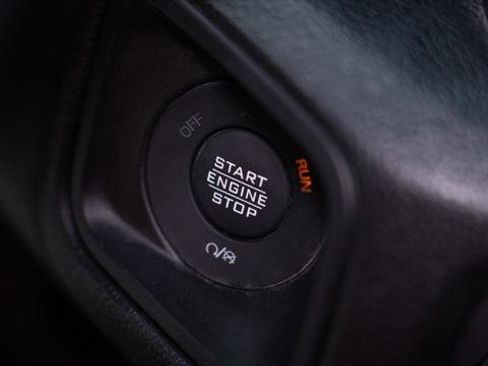 Used 2026 Jeep Gladiator Sport image 25