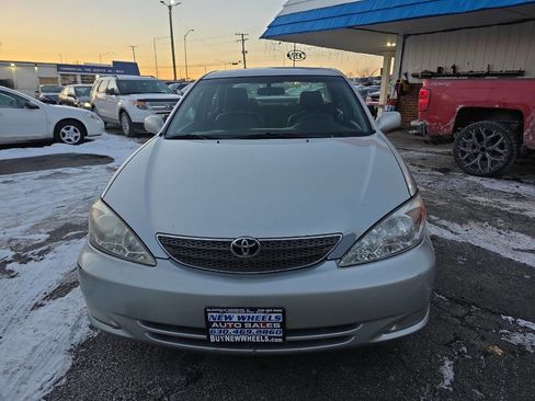 Used 2003 Toyota Camry LE image 4
