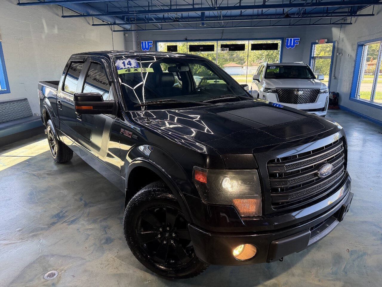 Used 2014 Ford F150 FX4 w/ Equipment Group 402A Luxury AWD/4WD image 5
