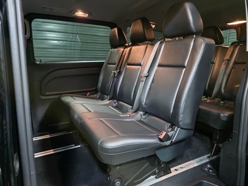 Used 2019 Mercedes-Benz Metris Passenger image 18