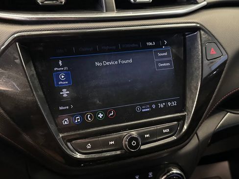Used 2023 Chevrolet TrailBlazer RS w/ Sun and Liftgate Package FWD image 13