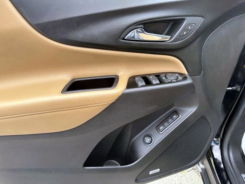 Certified 2022 Chevrolet Equinox Premier image 16