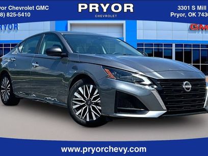 Used 2025 Nissan Altima 2.5 SV
