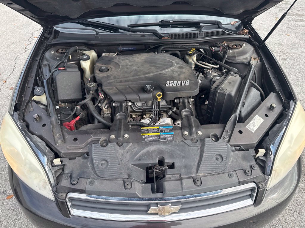 Used 2009 Chevrolet Impala LT w/ Luxury Edition Package FWD image 10