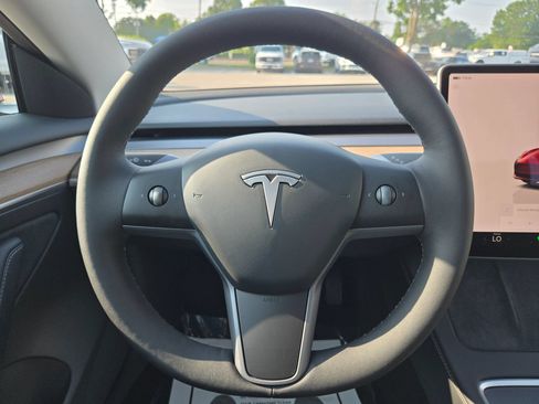 Used 2023 Tesla Model 3 Standard Range RWD image 12