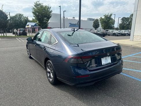 Used 2023 Honda Accord EX image 6