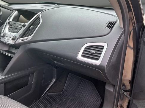 Used 2017 GMC Terrain SLE FWD image 26