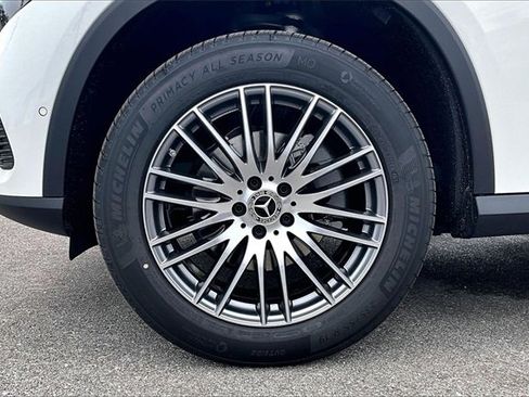New 2026 Mercedes-Benz GLC 300 image 10