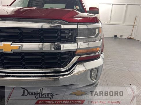 Used 2017 Chevrolet Silverado 1500 LT w/ All Star Edition RWD image 11