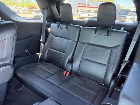 Used 2020 Ford Explorer XLT w/ Equipment Group 202A AWD/4WD image 10