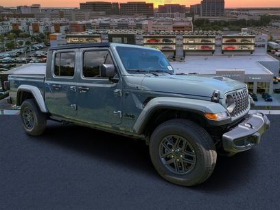 New 2025 Jeep Gladiator Sport