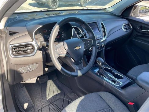 Used 2024 Chevrolet Equinox LT w/ LPO, Floor Liner Package image 15