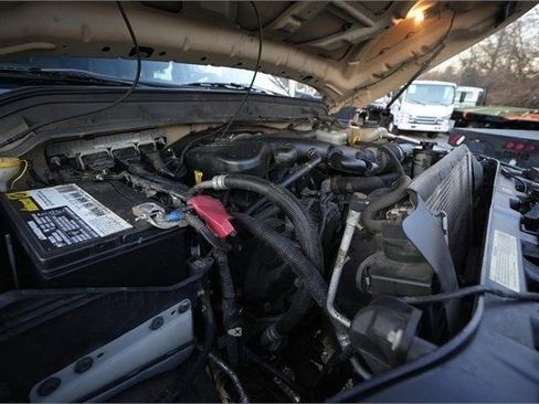 Used 2013 Ford F450 XL w/ Snow Plow Prep Pkg image 33