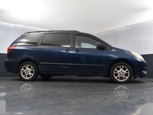 Used 2004 Toyota Sienna XLE FWD image 19