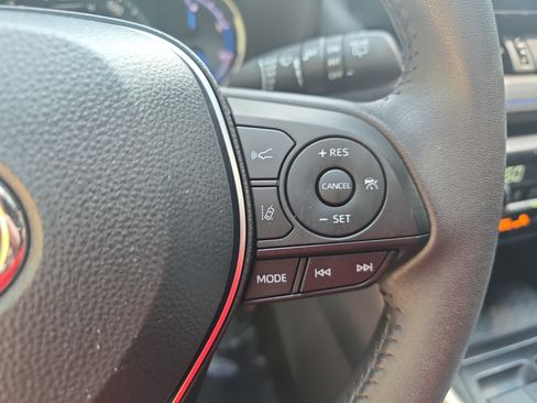 Certified 2024 Toyota RAV4 XSE AWD/4WD image 17