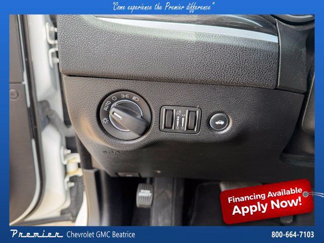 Used 2022 Chrysler 300 Touring w/ Sport Appearance Package AWD/4WD image 27