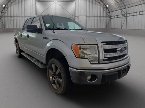 Used 2014 Ford F150 XLT image 2