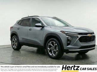 Used 2025 Chevrolet Trax LT w/ LT Convenience Package video 1