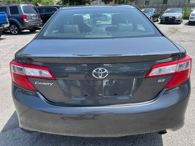 Used 2013 Toyota Camry SE FWD image 3