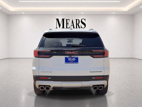 Used 2025 GMC Acadia Elevation w/ Elevation Premium Package FWD image 4