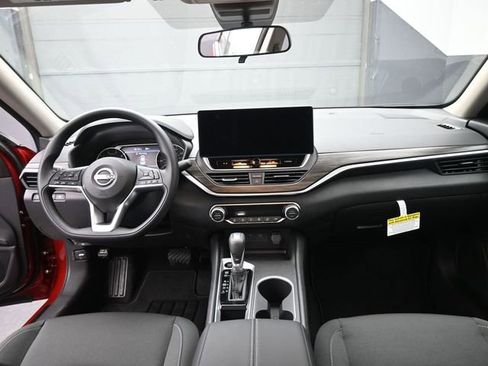 New 2026 Nissan Altima 2.5 SV w/ SV Special Edition Package image 25