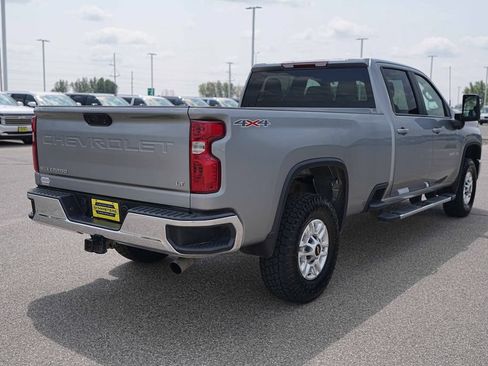 Used 2025 Chevrolet Silverado 2500 LT w/ Convenience Package AWD/4WD image 6