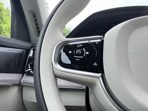 New 2026 Volvo XC90 T8 Ultra w/ Protection Package Premier AWD/4WD image 12