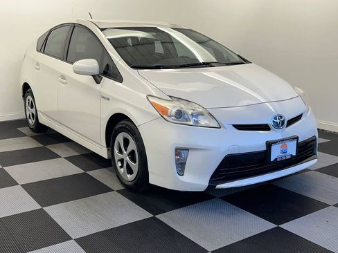 Used 2012 Toyota Prius Three FWD image 3