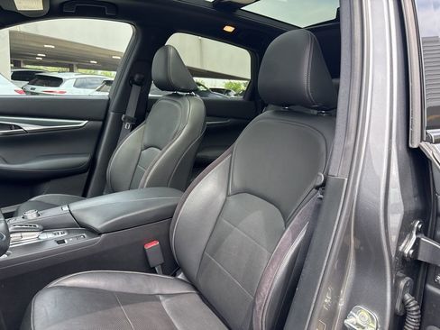 Used 2023 INFINITI QX50 Sport FWD image 13