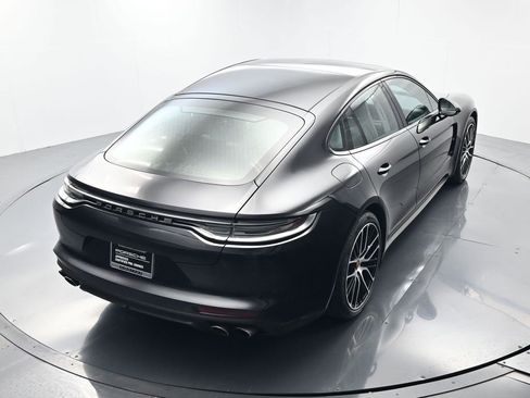 Certified 2023 Porsche Panamera Platinum Edition RWD image 37