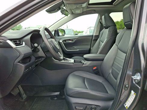 Used 2025 Toyota RAV4 XLE Premium w/ Weather Package FWD image 17