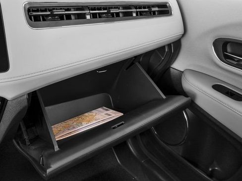 Used 2016 Honda HR-V EX image 45