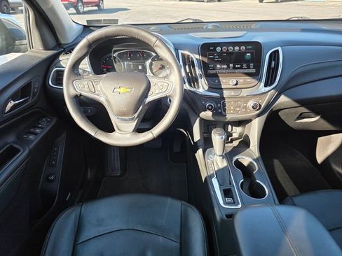 Used 2018 Chevrolet Equinox Premier image 22