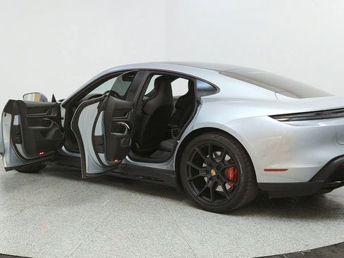 Used 2024 Porsche Taycan GTS image 10