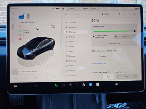 Used 2024 Tesla Model 3 image 38