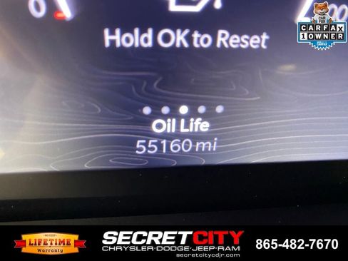 Used 2023 Jeep Grand Cherokee Altitude AWD/4WD image 17