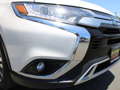 Used 2020 Mitsubishi Outlander SEL FWD image 6
