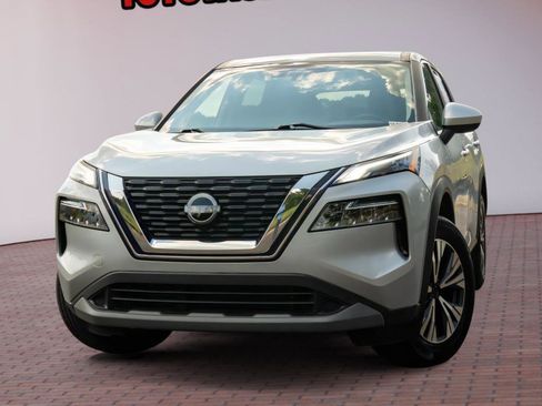 Used 2023 Nissan Rogue SV FWD image 1